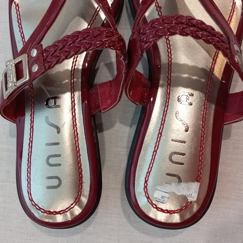 Sandals - Picture 10 of 12